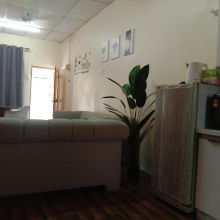 Homestay Tok Abah Seri Iskandar Kültér fotó