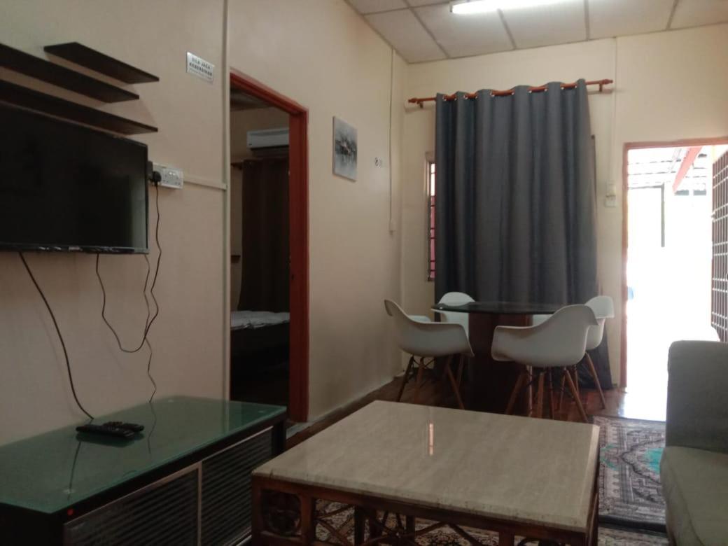 Homestay Tok Abah Seri Iskandar Kültér fotó