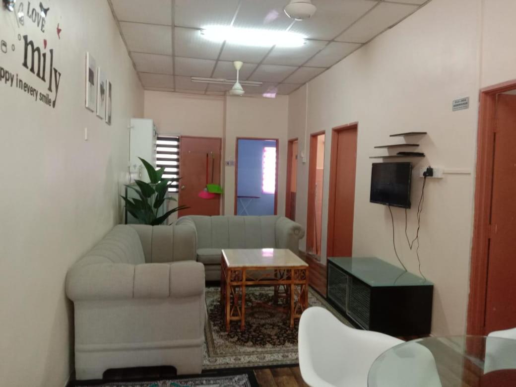 Homestay Tok Abah Seri Iskandar Kültér fotó